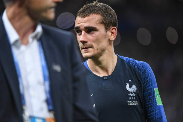 破对方防线 破对方防线